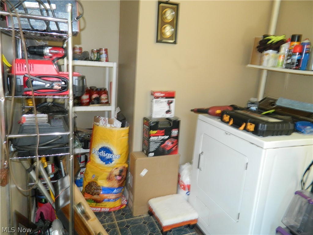 Stark Agcy & Bldg Cos 01 - Residential