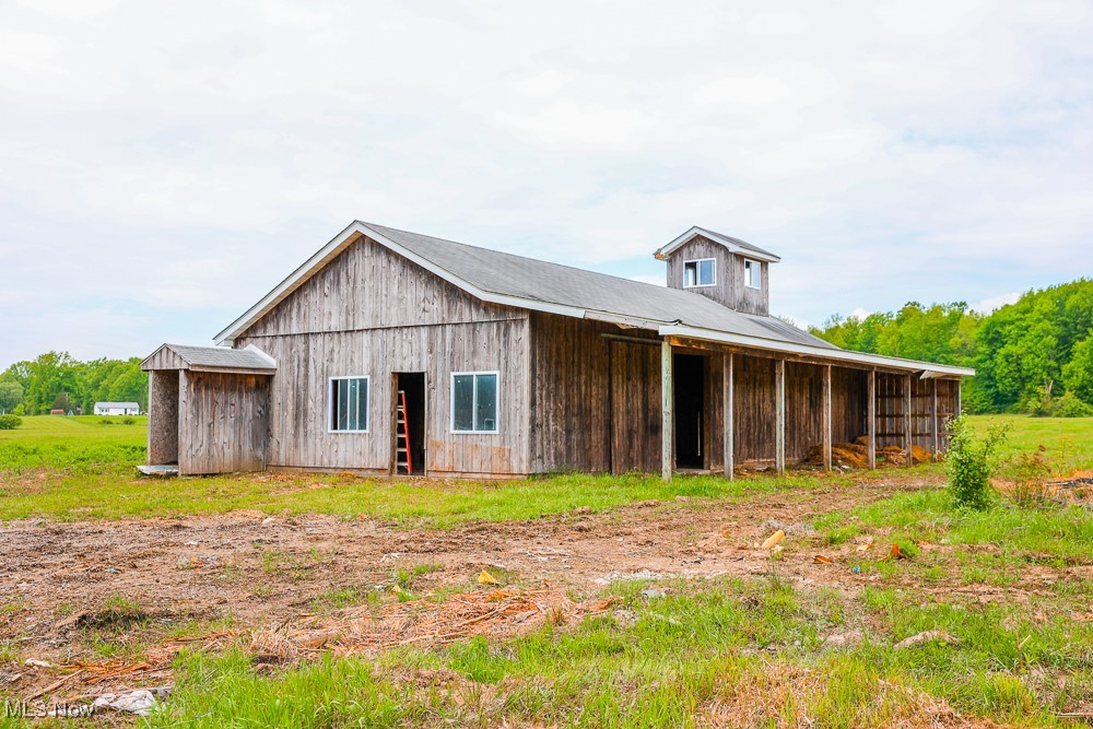 Hosmer Road, Middlefield, Ohio image 9