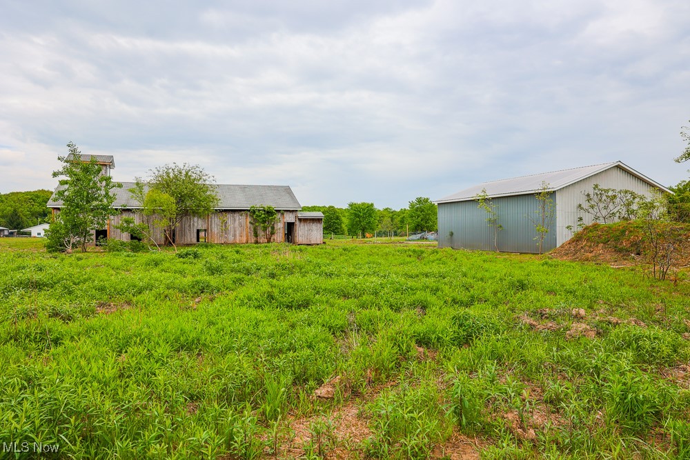 Hosmer Road, Middlefield, Ohio image 6