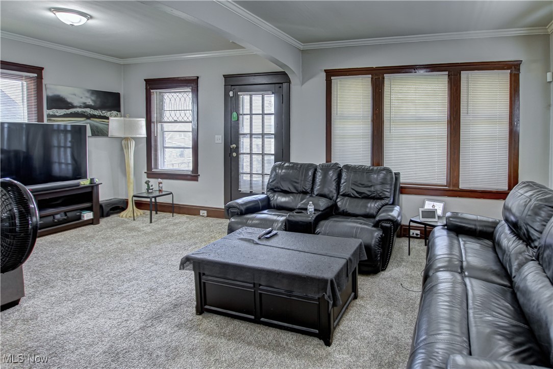 8422 Rosewood Avenue, Cleveland, Ohio image 7