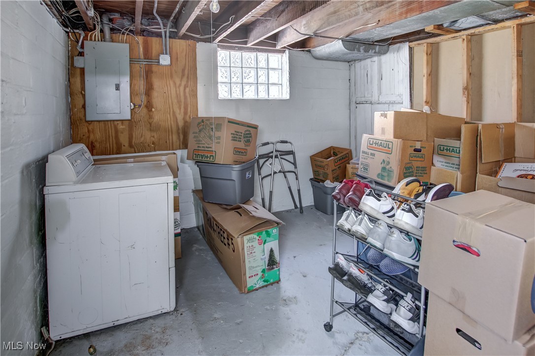 8422 Rosewood Avenue, Cleveland, Ohio image 34