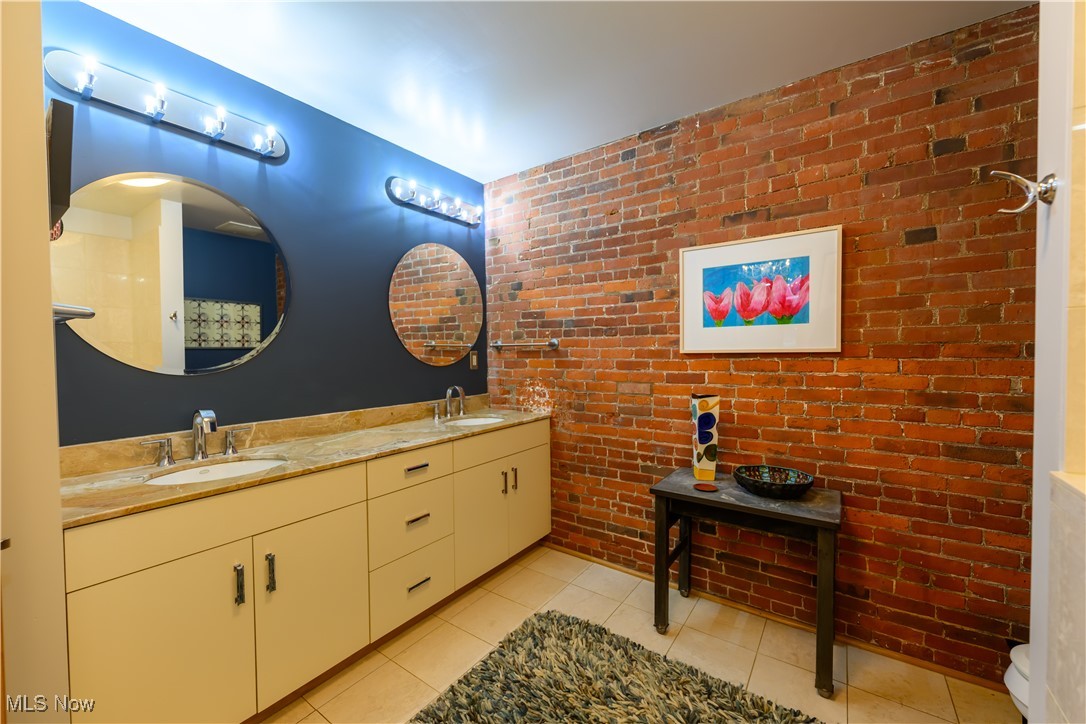 Cloak Factory Condo - Residential