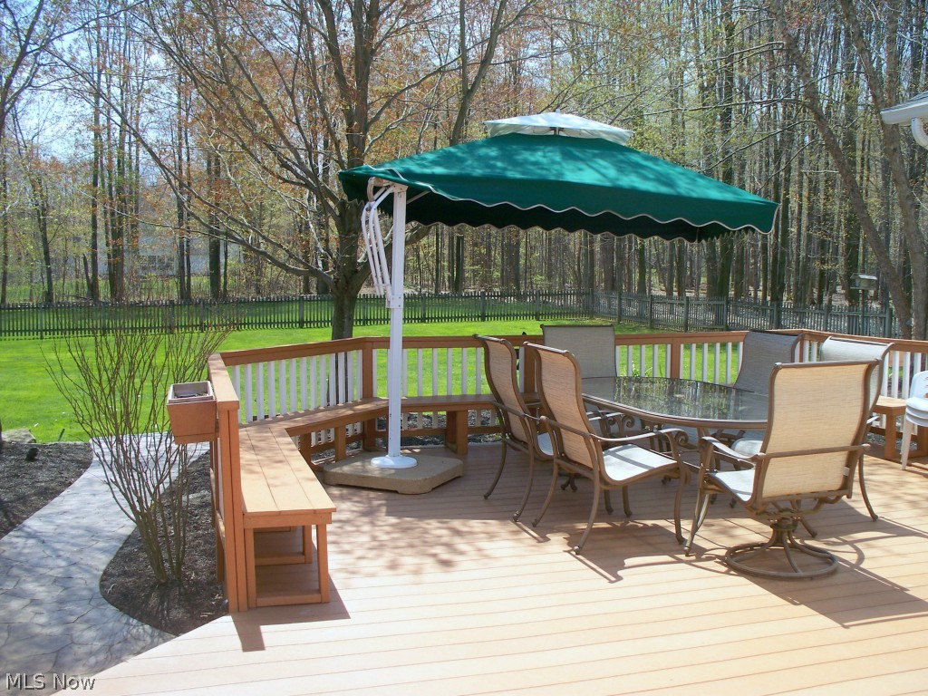 Hawthorne Woods 01 - Residential