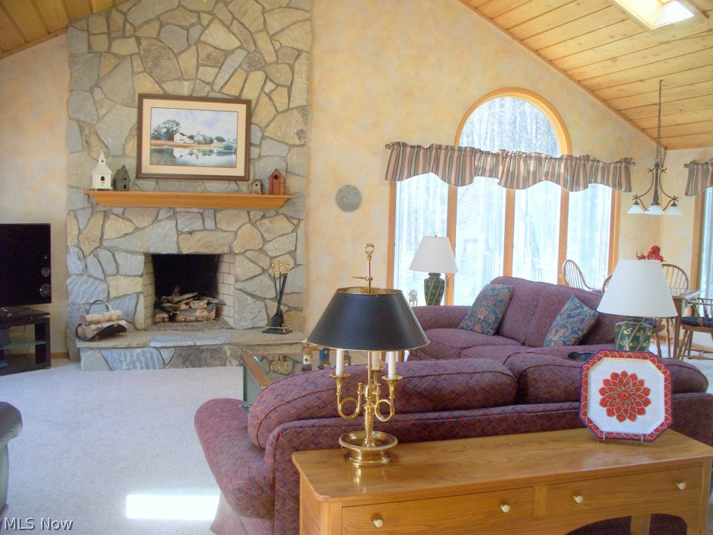 Hawthorne Woods 01 - Residential