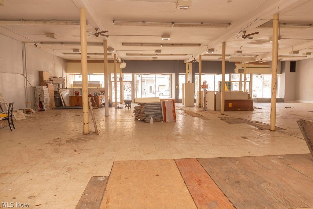 Connecticut Western Reserve - Commercial Sale