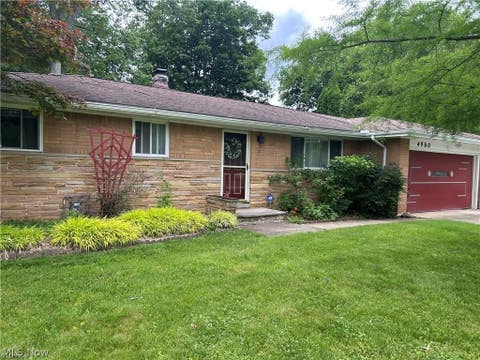 Homes For Rent - 4960 W Park Dr<br/> North Olmsted, OH 44070