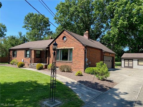 Homes For Sale - 6430 Columbia Road<br/> Olmsted Falls, OH 44138