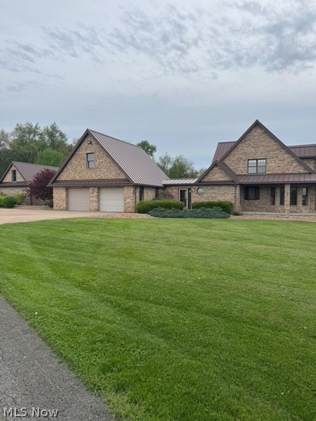 Photo of 46675 Clarkson Rd Rd, Rogers, OH 44455 (MLS # 5205222)