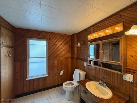 Tiny photo for 376 Laird Avenue SE, Warren, OH 44483 (MLS # 5180171)