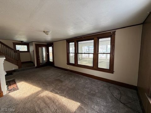 Tiny photo for 376 Laird Avenue SE, Warren, OH 44483 (MLS # 5180171)