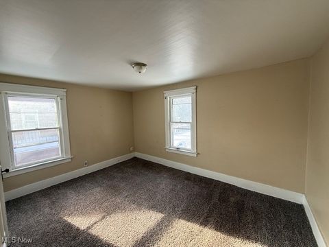 Tiny photo for 376 Laird Avenue SE, Warren, OH 44483 (MLS # 5180171)