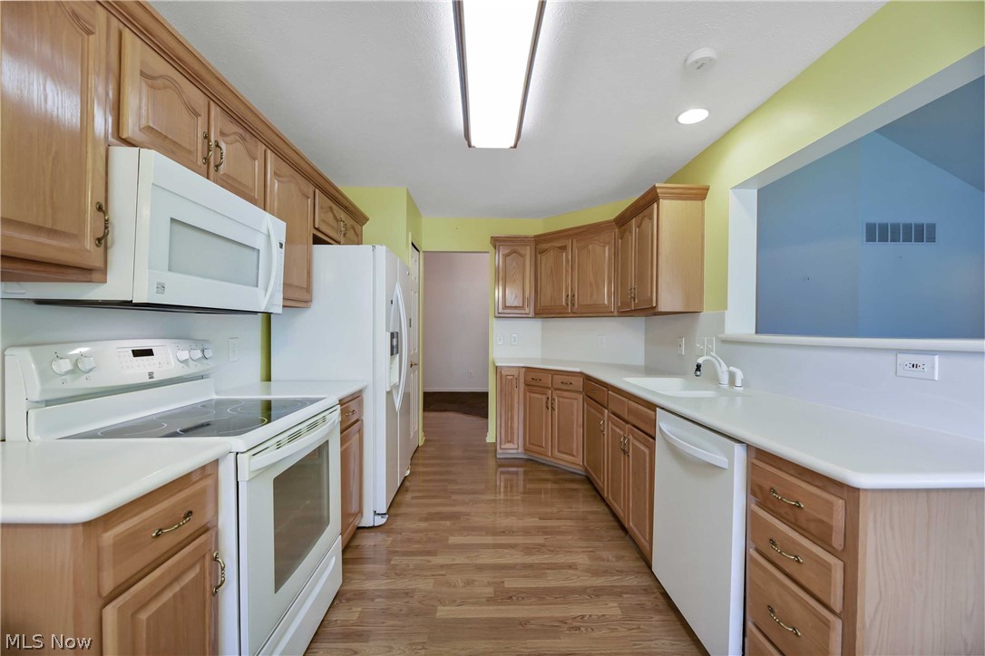 Cinnamon Woods Condos - Residential