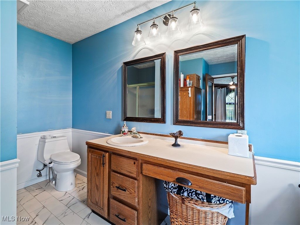808 Crestline Avenue, Amherst, Ohio image 17