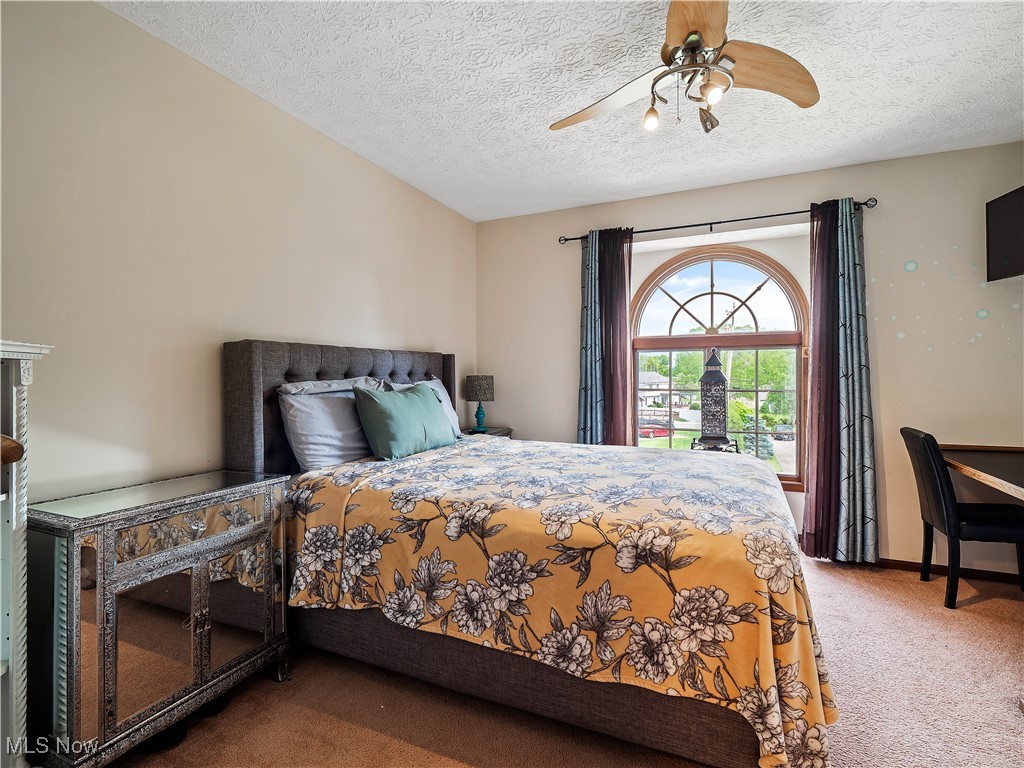 808 Crestline Avenue, Amherst, Ohio image 21