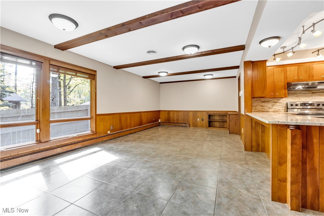 19654 Tanbark Lane, Strongsville, Ohio image 7