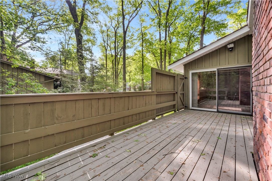 19654 Tanbark Lane, Strongsville, Ohio image 43