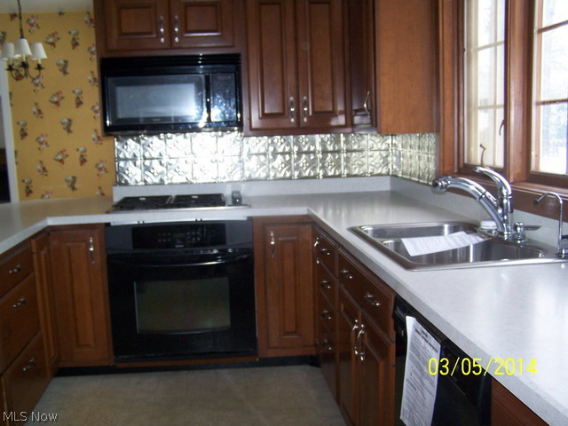 Forest Glen/ Lake Newport - Residential