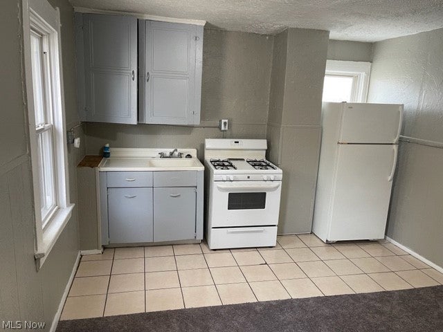 Photo of 2109 Halstead Avenue #6, Lakewood, OH 44107 (MLS # 5221198)