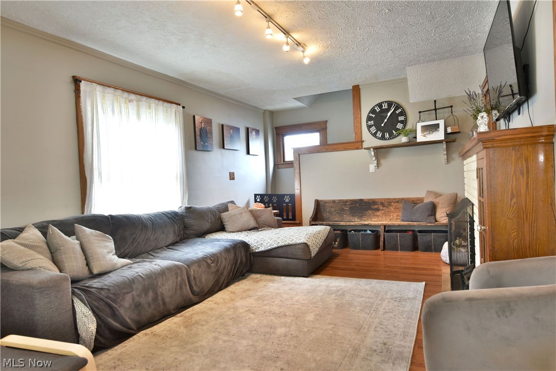 Elmwood - Residential