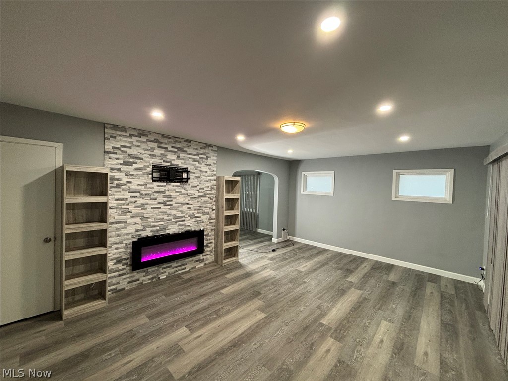 Au-Fait Sub/August Shermers - Residential