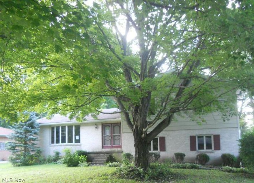 REO Property, Property Sold AS-IS W/O Repair, Warranty or Seller Disclosure.  The Listing Broker & Seller make no guarantees as to the accuracy of information herein; Buyer or Buyer’s Agent is responsible for utility activation related to inspections, Water activation not authorized; air pressure test only.