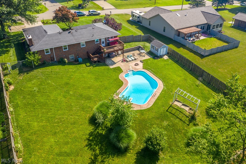 Linda Land 03 - Residential