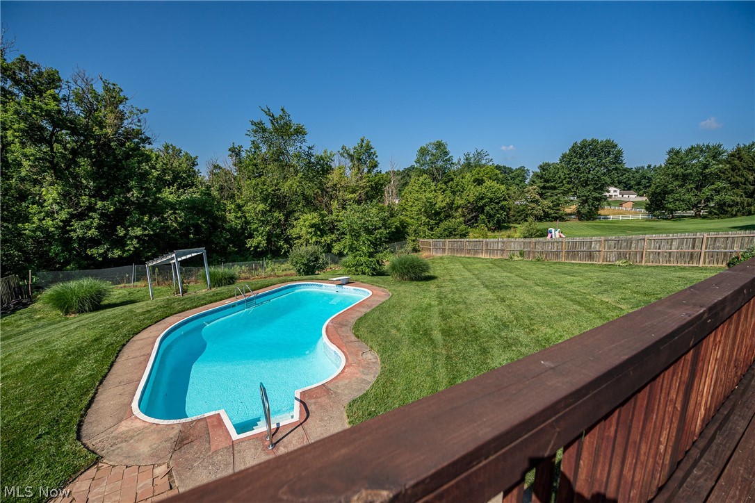 Linda Land 03 - Residential