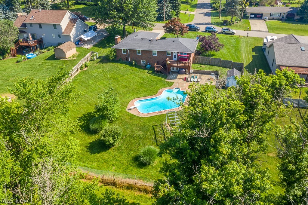 Linda Land 03 - Residential