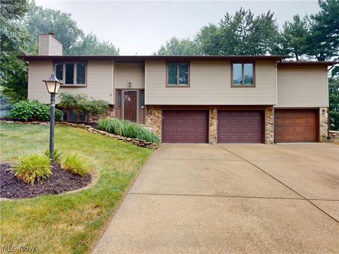 Homes For Sale - 5484 Vermouth Street<br/> Stark County, North Canton, OH 44720