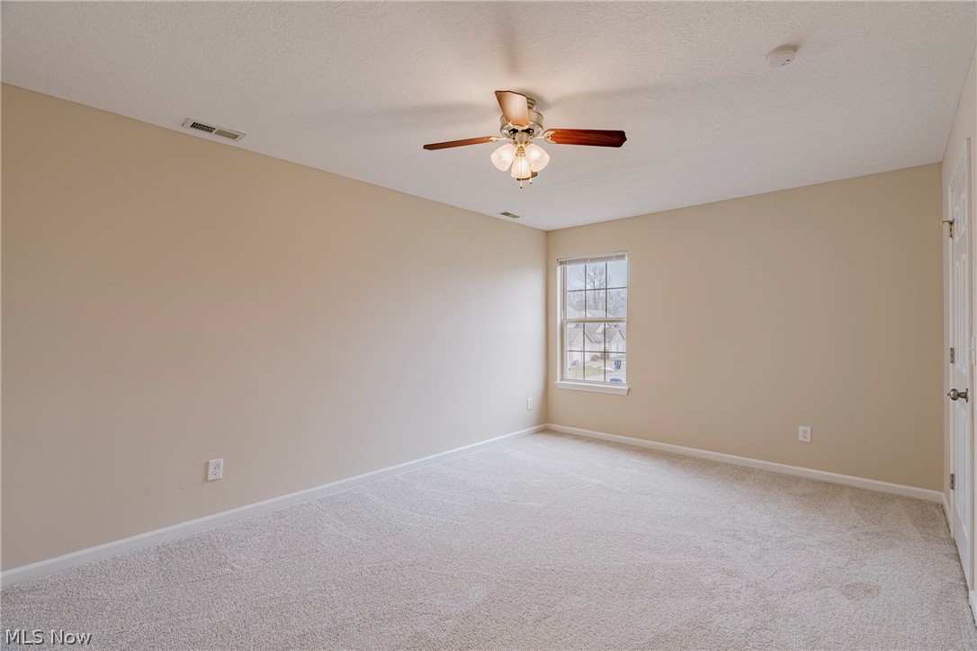 Creekside/Pleasant Lakes Condo - Residential