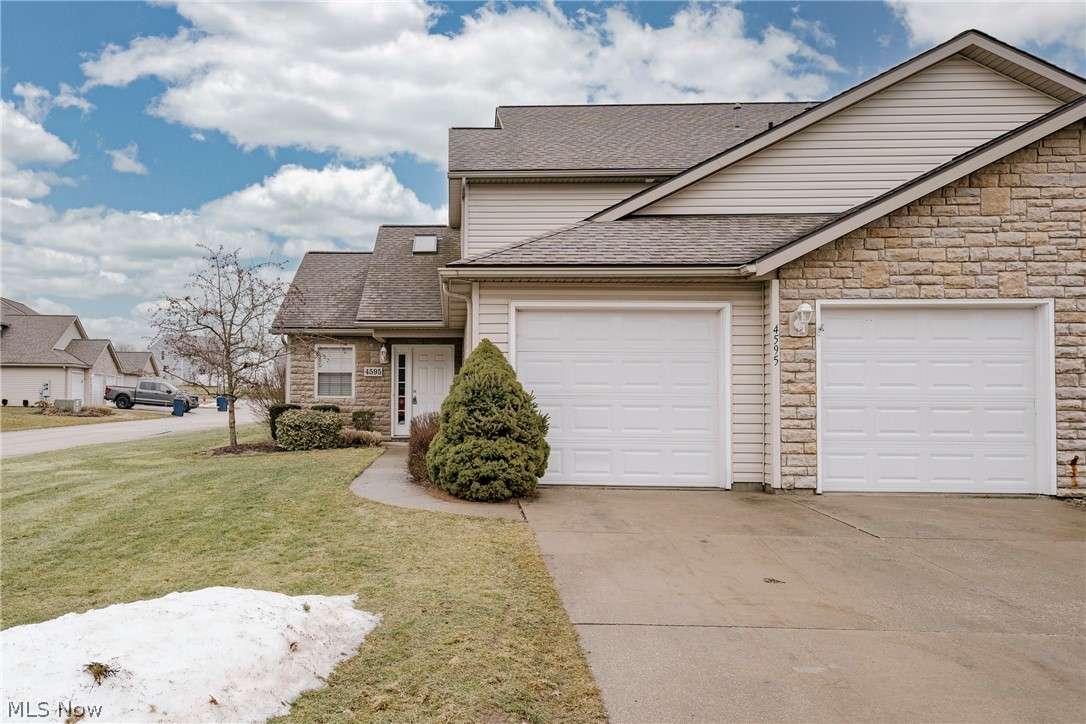 Creekside/Pleasant Lakes Condo - Residential