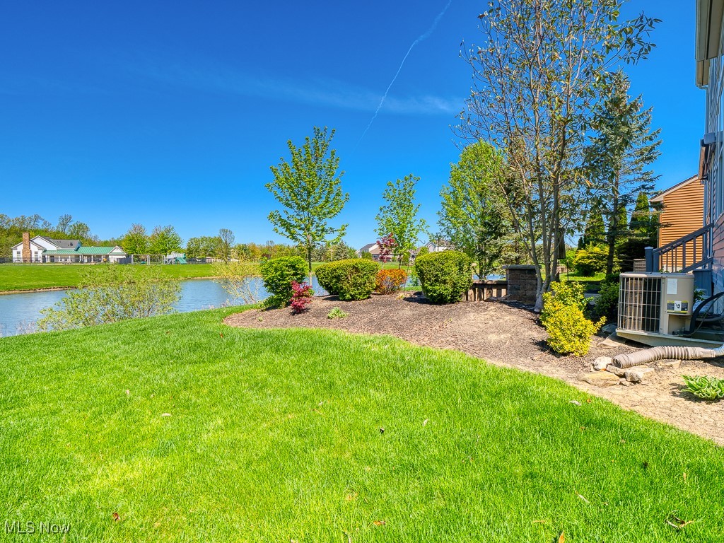 8828 Belton Drive, North Ridgeville, Ohio image 6