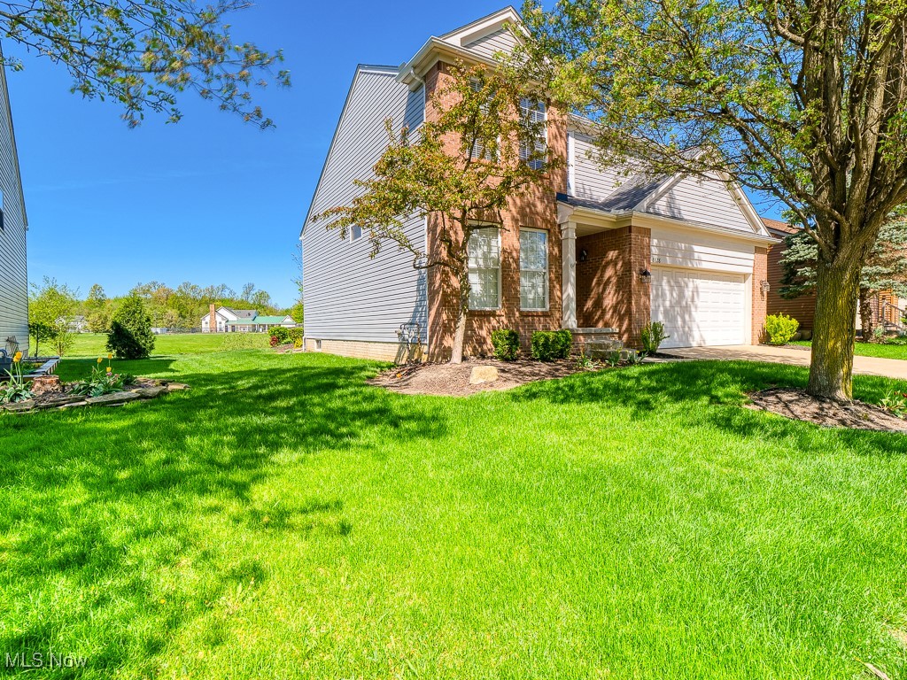 8828 Belton Drive, North Ridgeville, Ohio image 5