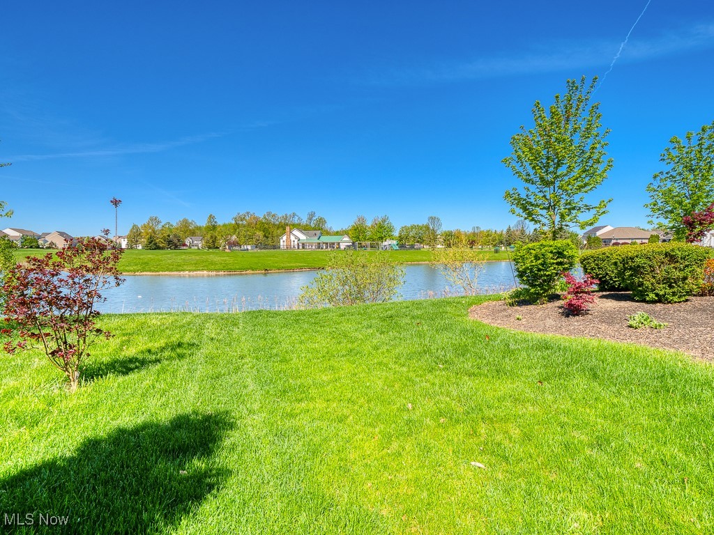 8828 Belton Drive, North Ridgeville, Ohio image 7