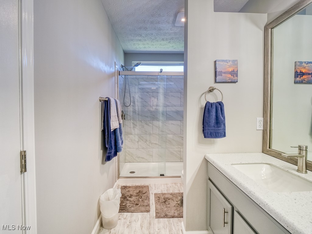 8828 Belton Drive, North Ridgeville, Ohio image 37