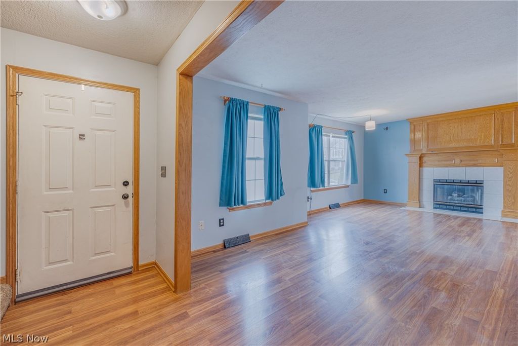 Photo of 443 Plum Creek Drive, Wadsworth, OH 44281 (MLS # 5191161)