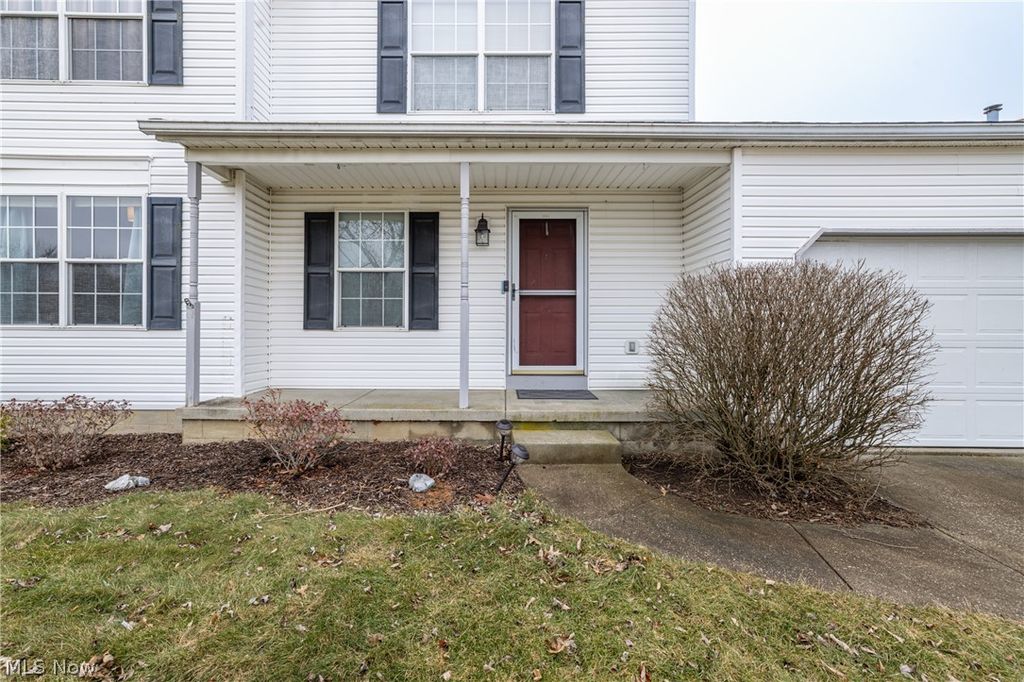 Photo of 443 Plum Creek Drive, Wadsworth, OH 44281 (MLS # 5191161)