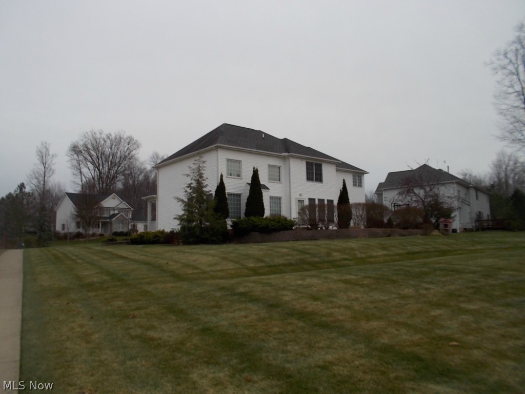 Hawthorne Aurora - Residential