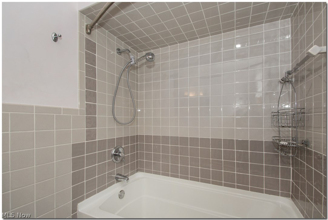 Gibbs 01 - Residential