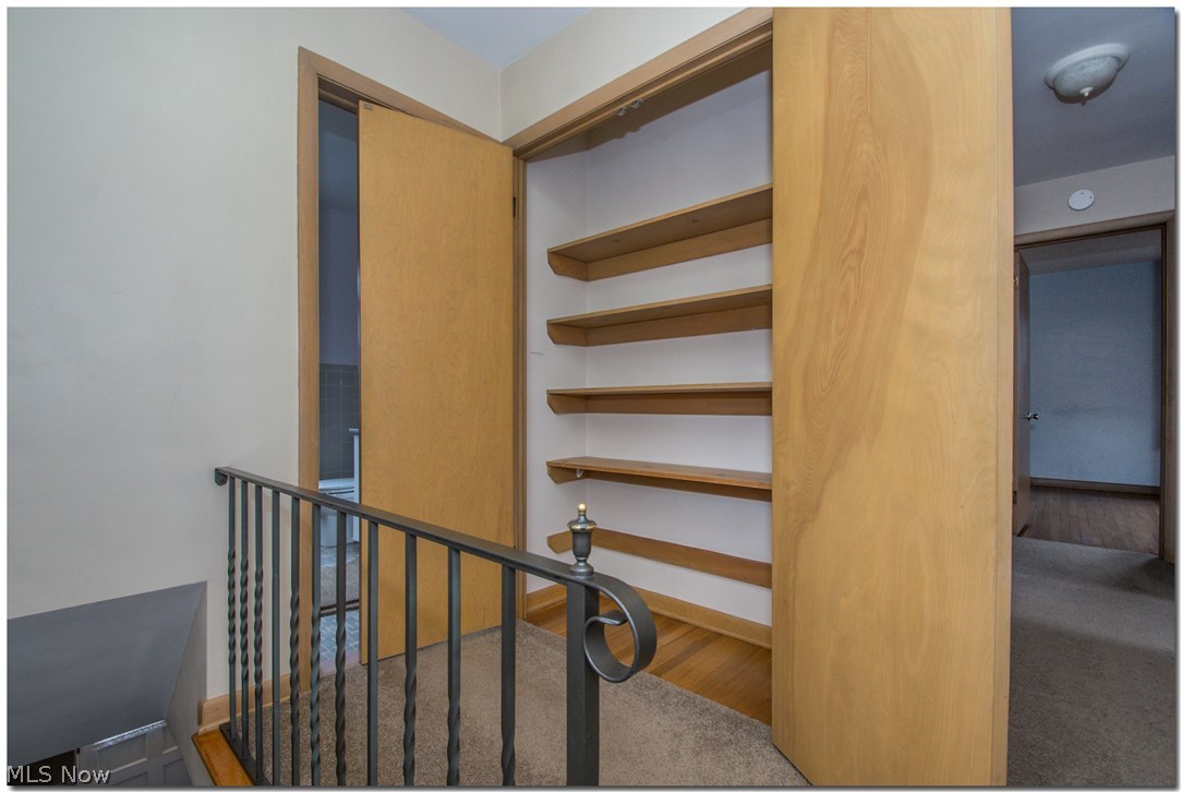 Gibbs 01 - Residential