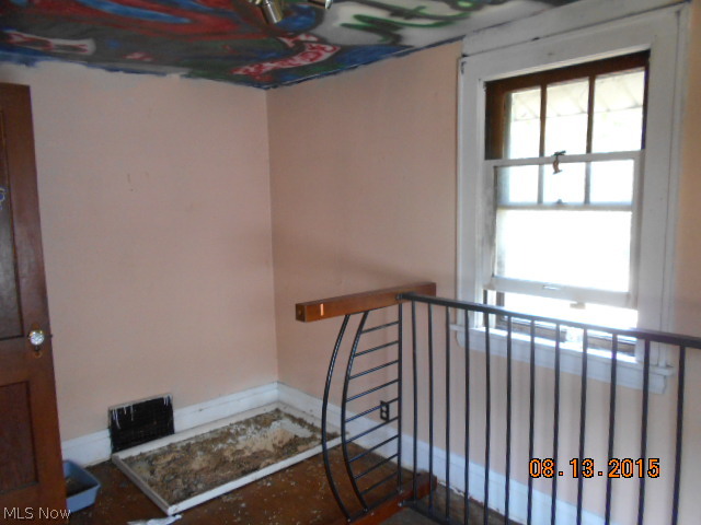 East Akron Terrace - Residential