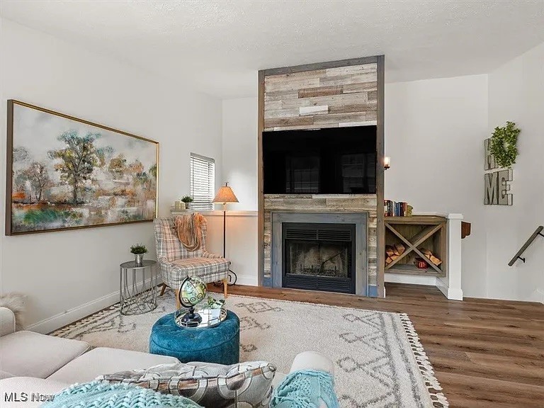 Stoney Run Condos - Residential