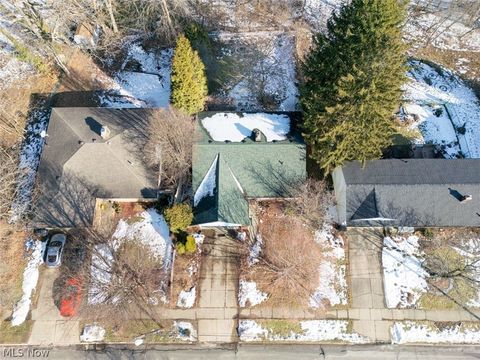 Tiny photo for 725 N Hawkins Avenue, Akron, OH 44313 (MLS # 5184737)