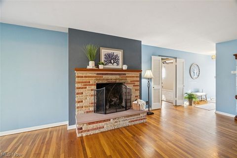 Tiny photo for 725 N Hawkins Avenue, Akron, OH 44313 (MLS # 5184737)