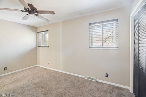 Tiny photo for 725 N Hawkins Avenue, Akron, OH 44313 (MLS # 5184737)