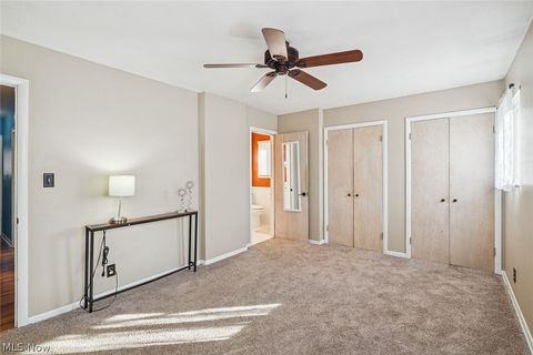 Tiny photo for 725 N Hawkins Avenue, Akron, OH 44313 (MLS # 5184737)