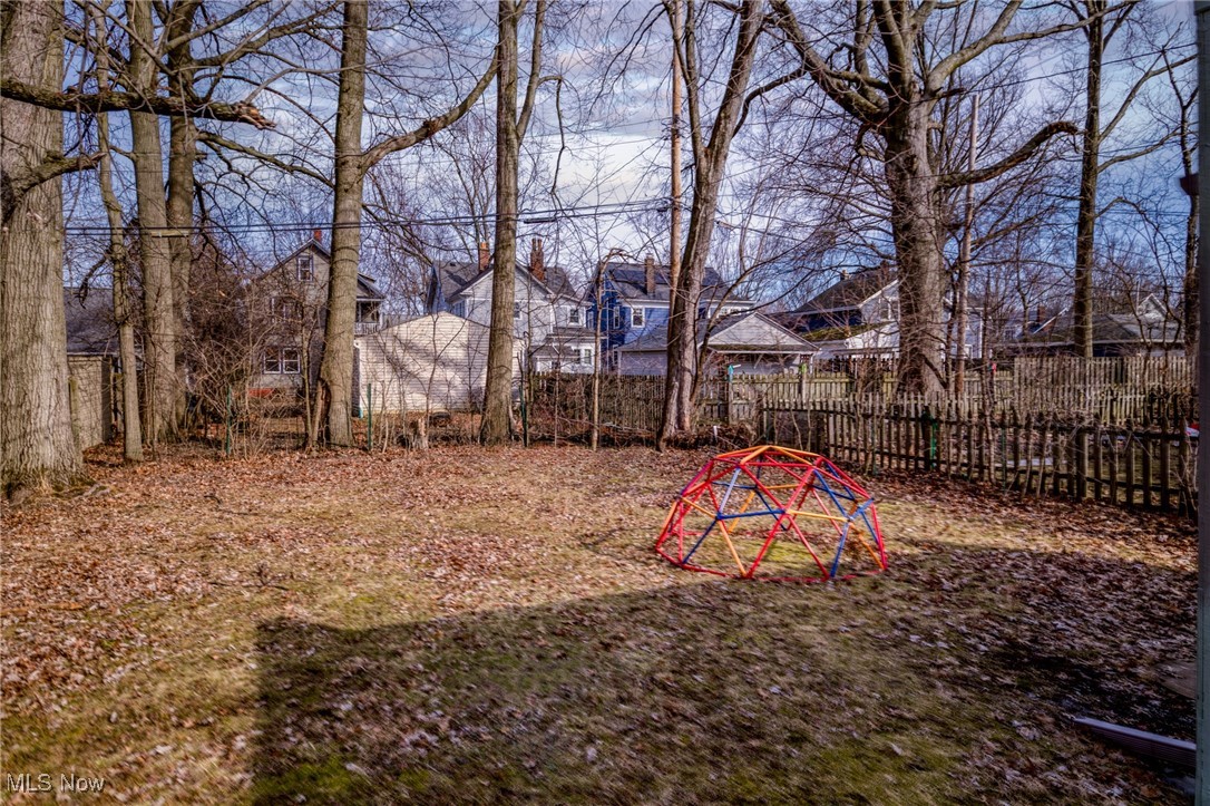 2245 Maplewood Road, Cleveland Heights, Ohio image 3