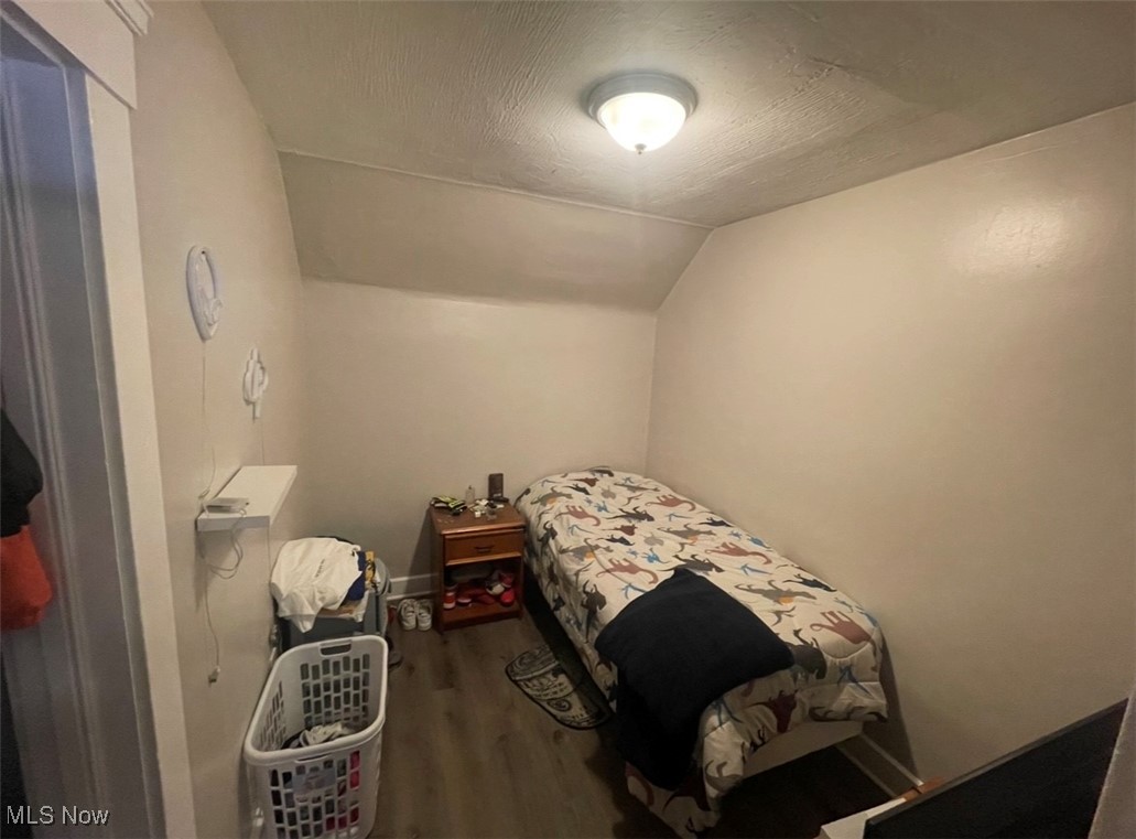 Curtis Ambler & Pixleys - Residential Income