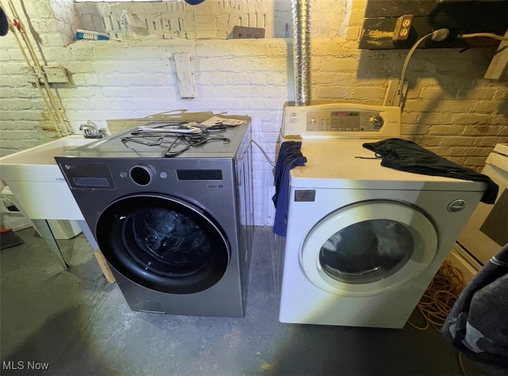 Curtis Ambler & Pixleys - Residential Income