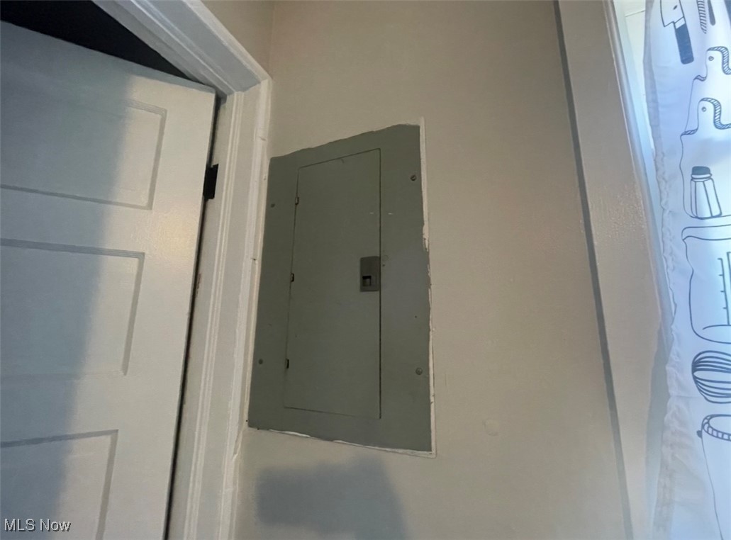 Curtis Ambler & Pixleys - Residential Income